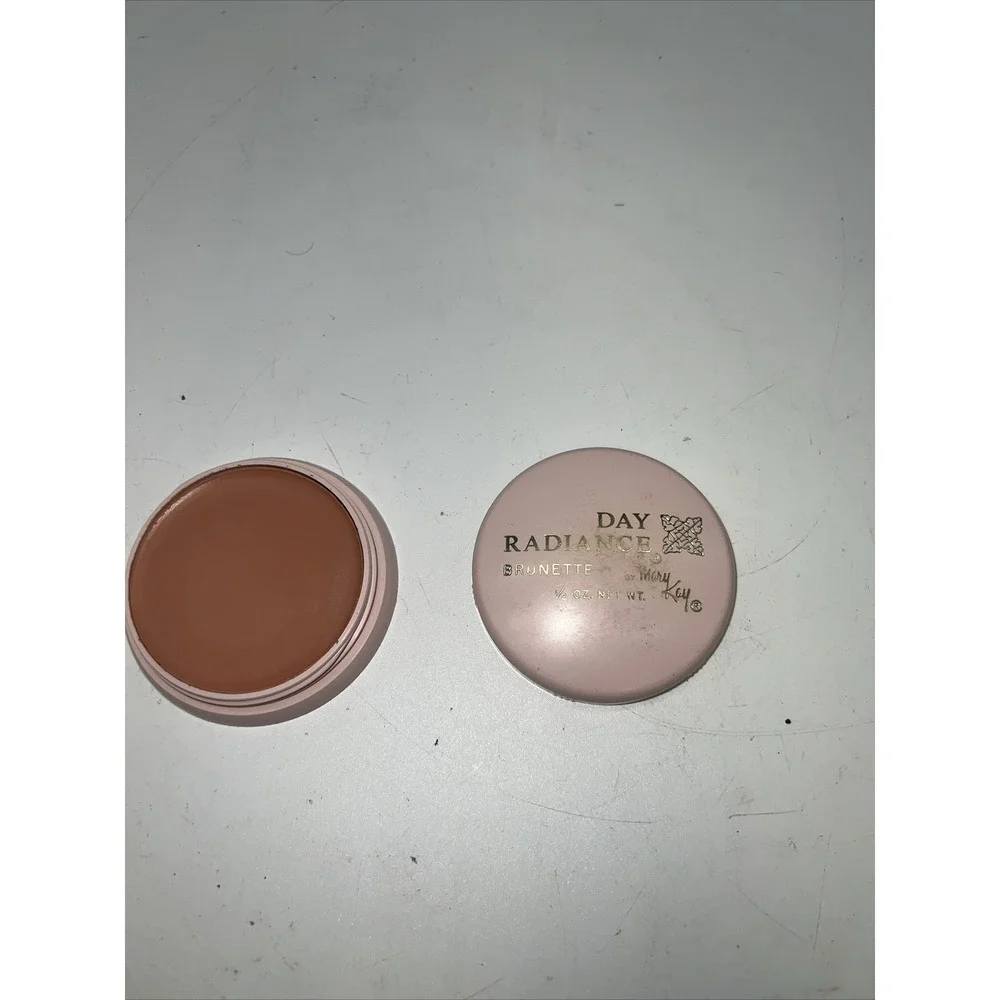 MARY KAY Brunette DAY RADIANCE FOUNDATION FORMULA 1 CREAM‎ NEW VINTAGE